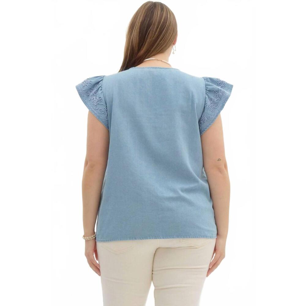 NEW ENTRO solid split neck flutter sleeve top - p… - image 4